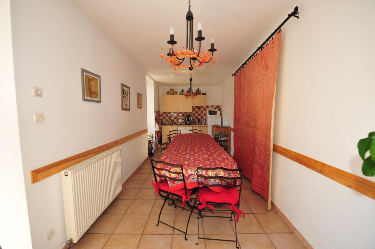 La Rialhe Bed and Breakfast Taulignan Buitenkant foto